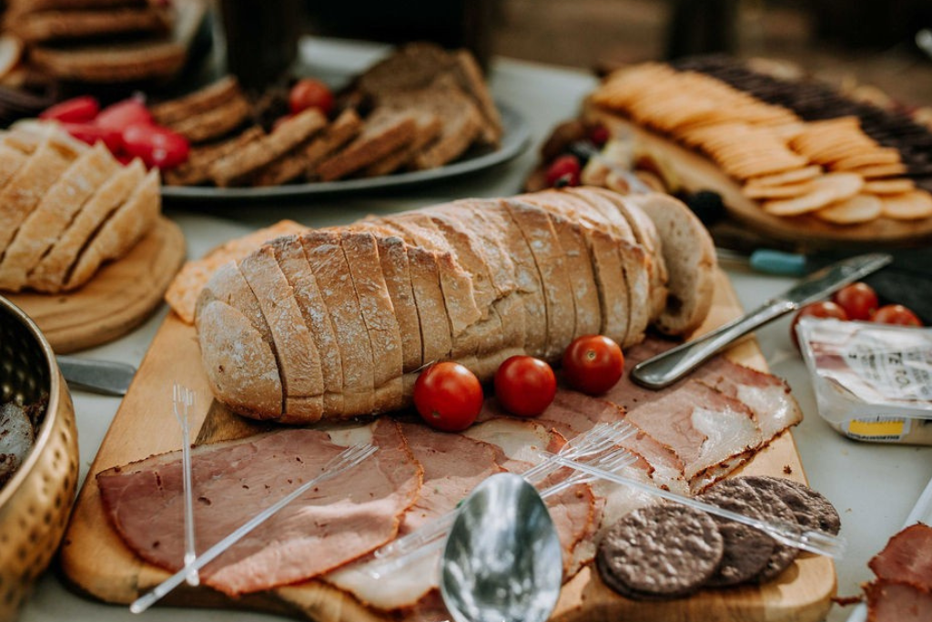 Wedding venue. dinning and accommodation in Pretoria, South Africa at Cussonia Crest Wedding Venue